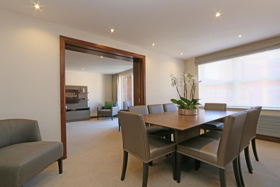 Flat Ennismore Gardens in City of Westminster
