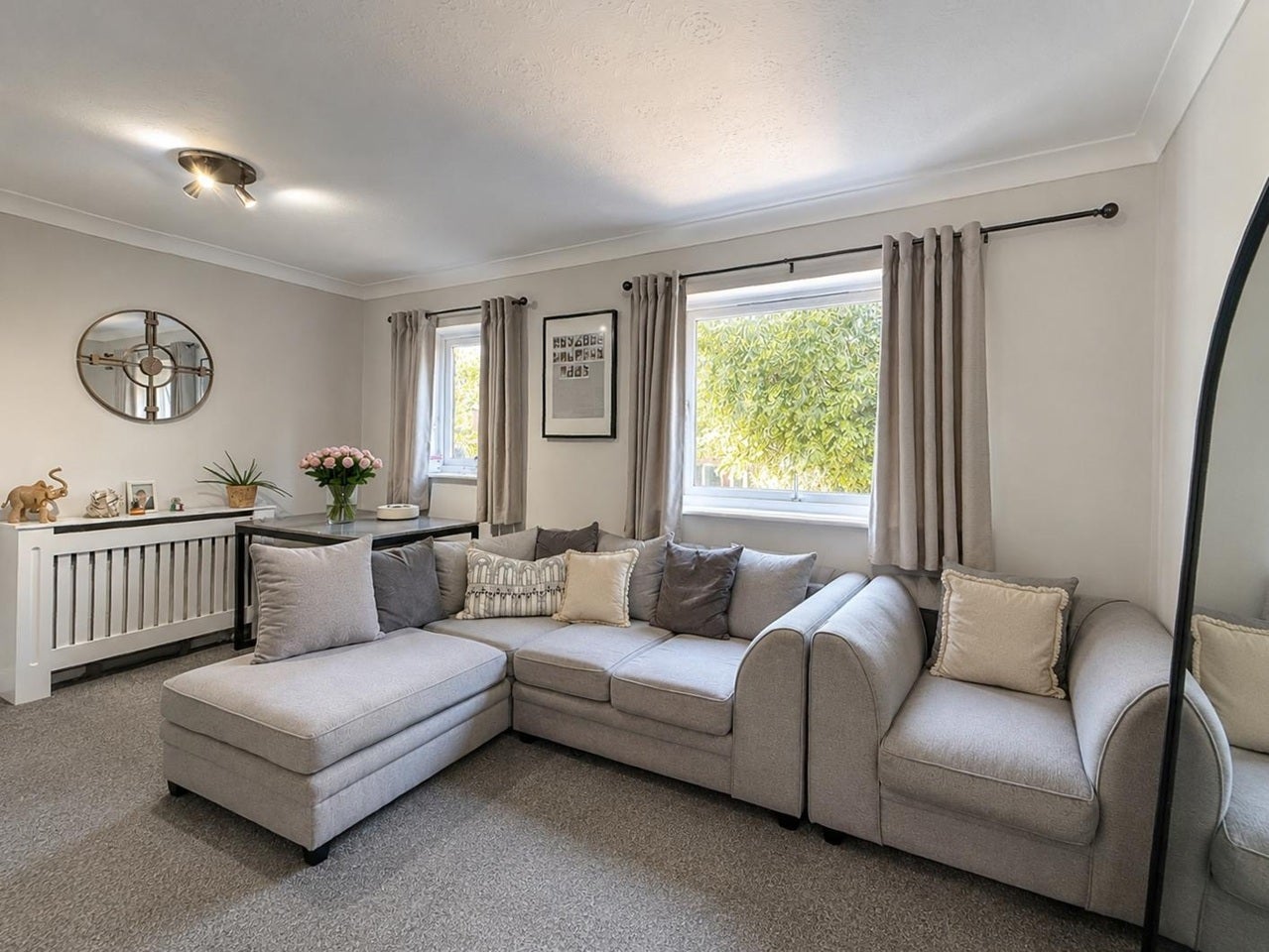 Flat Tinniswood Close in Greater London