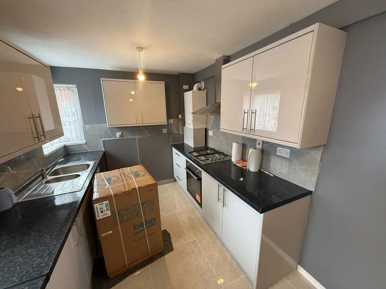 Room Cherbury Close in Greater London