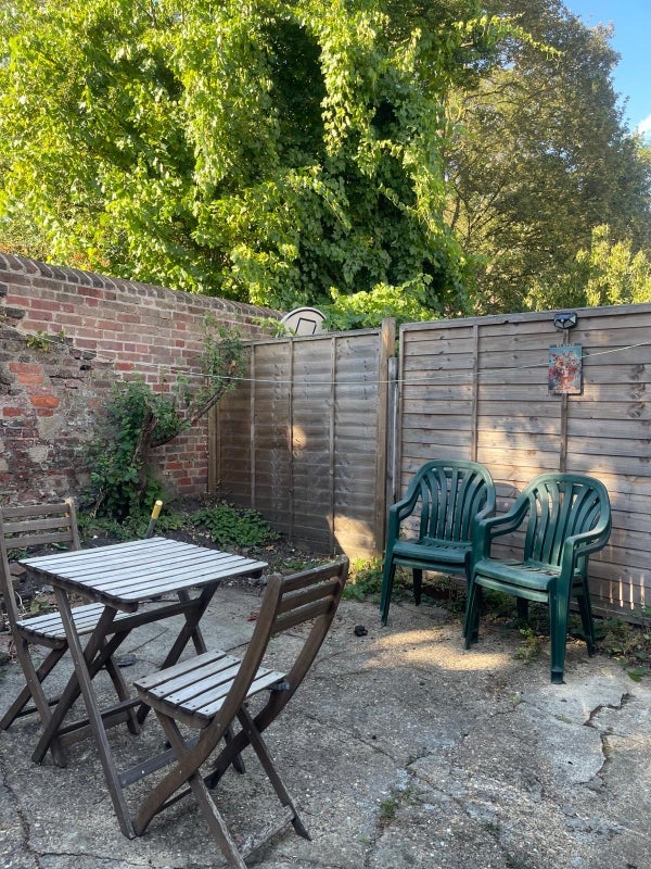 Room Kingston Vale in Greater London