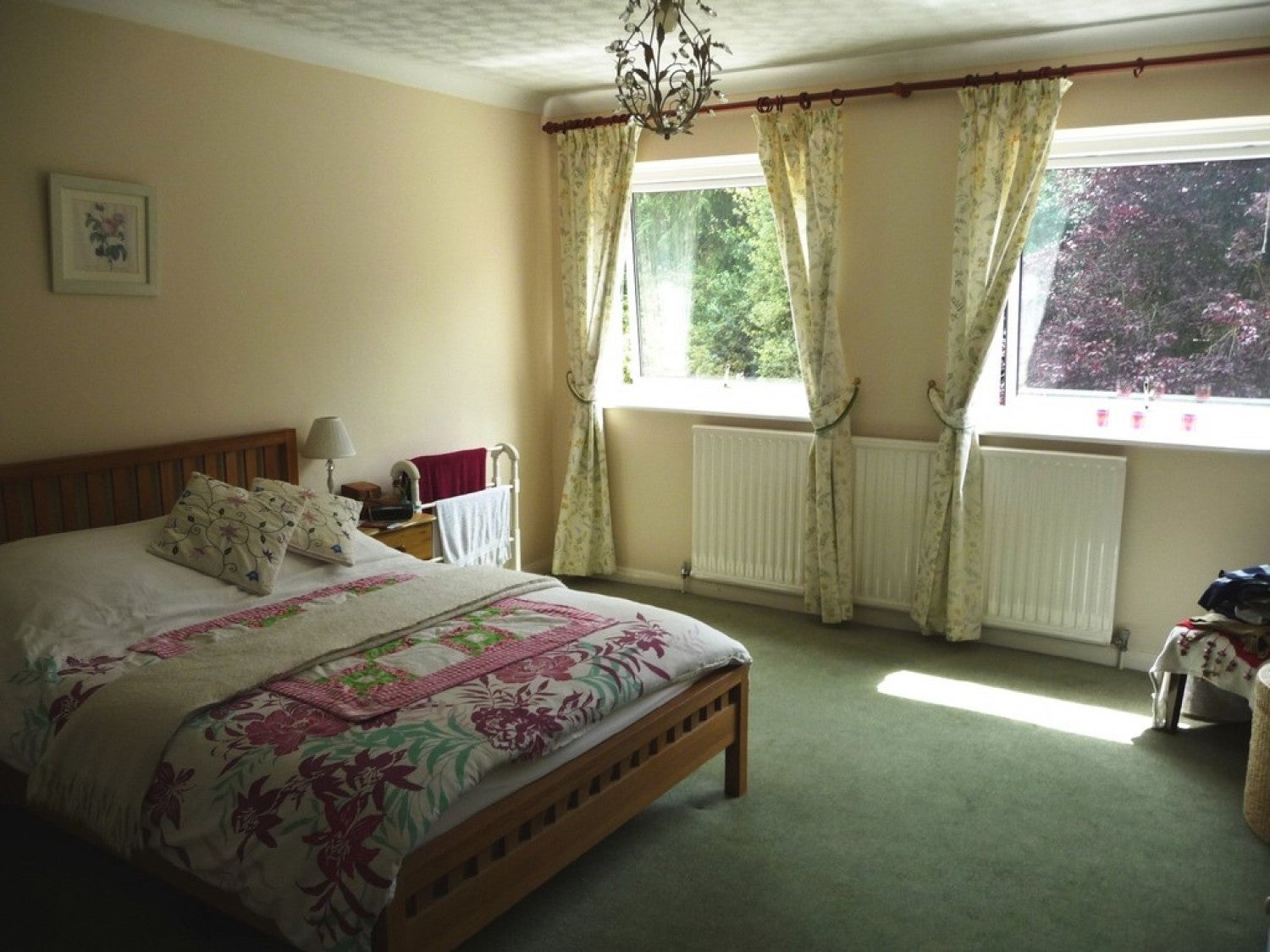 Flat Easington Place in Guildford