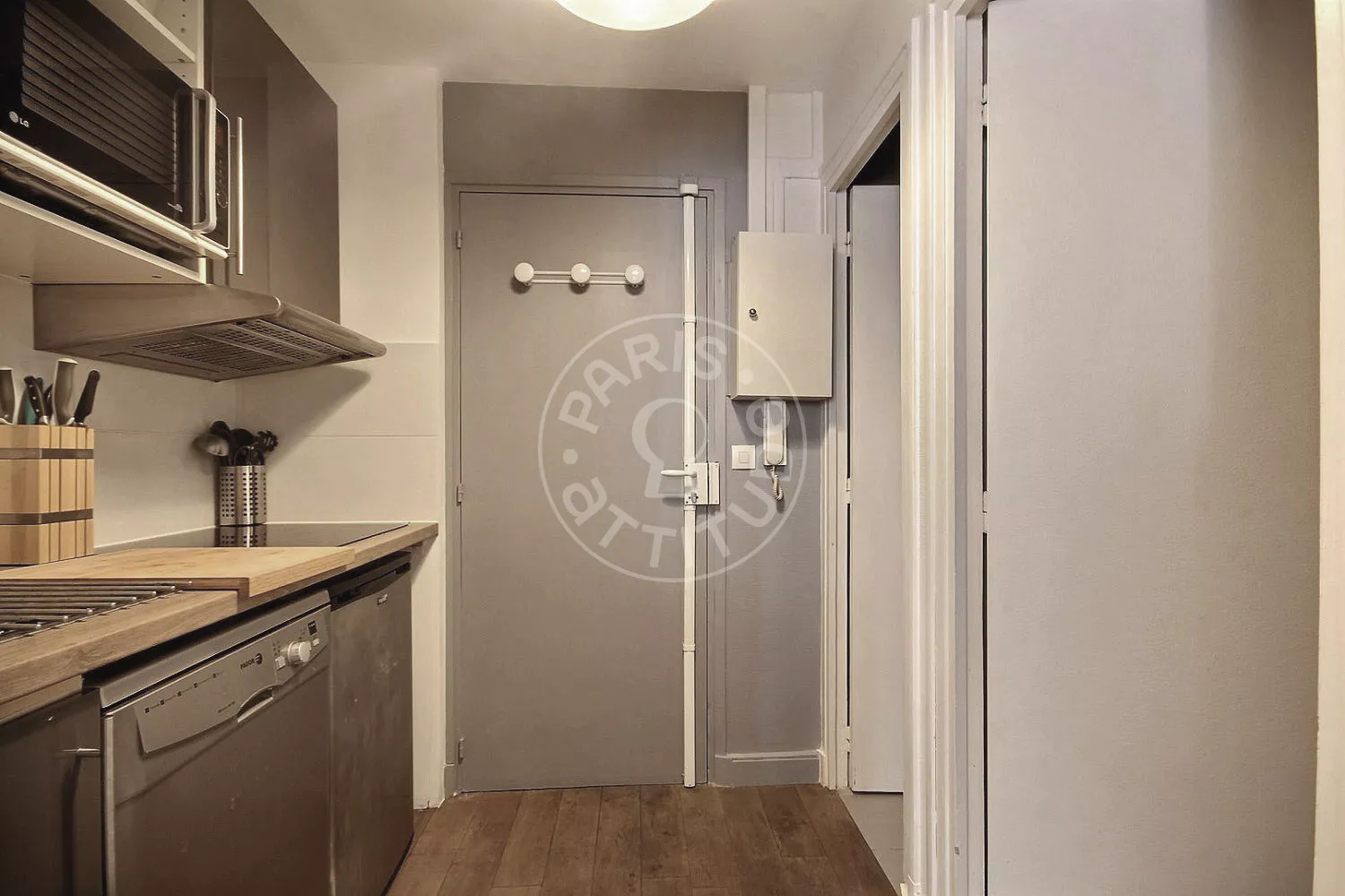 Flat Rue de Sèvres in Paris