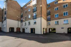 Flat Keating Close in Rochester
