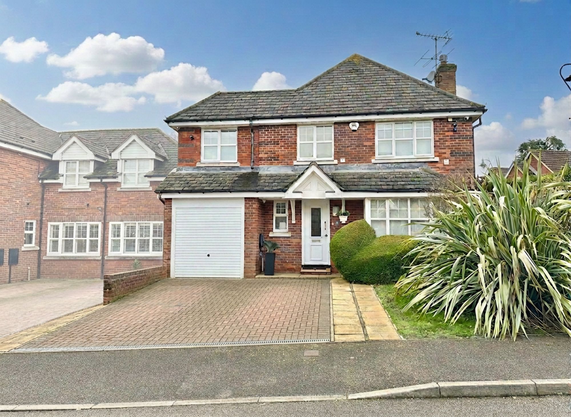 House Greenwood Gardens in Hertsmere