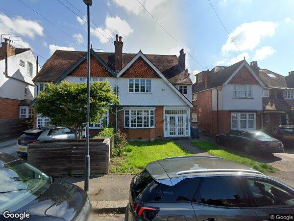 House Wellington Road in Greater London