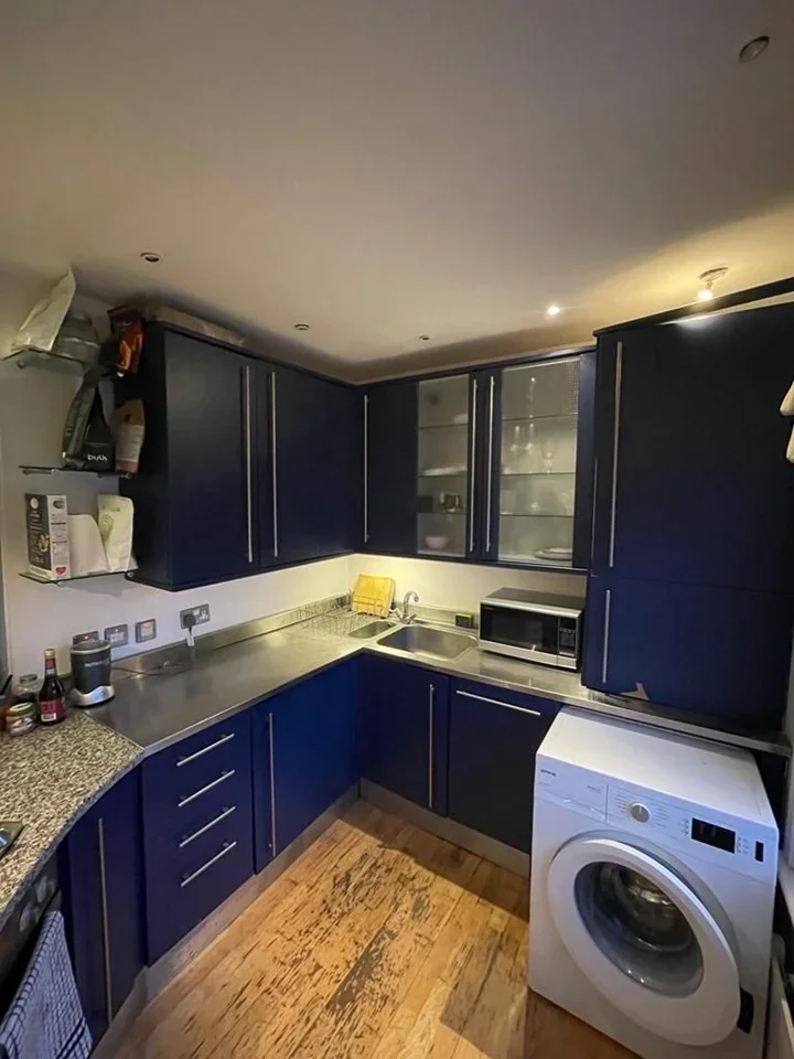 Flat Offerton Road in Greater London