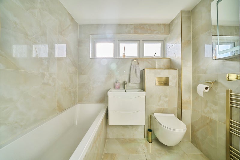 Room Blanche Street in Greater London