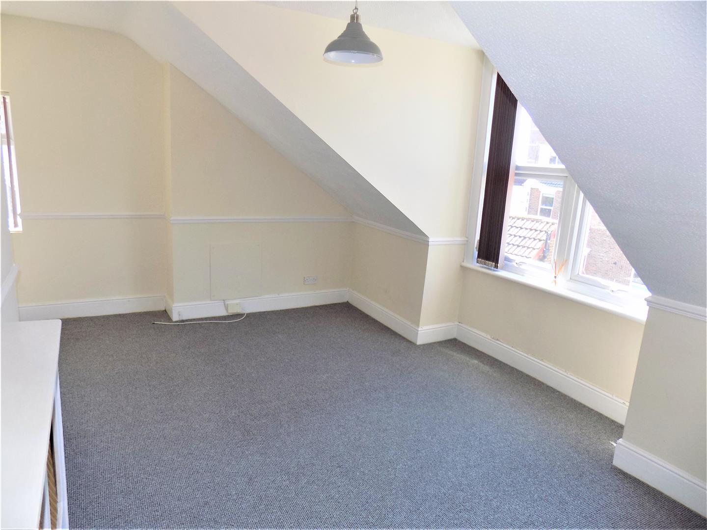 Flat Whitwell Road in Portsmouth