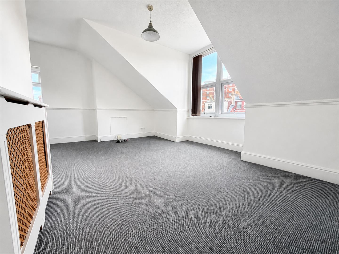 Flat Whitwell Road in Portsmouth