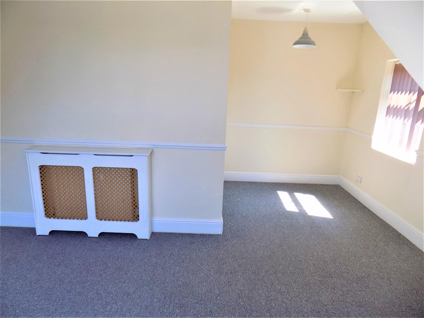 Flat Whitwell Road in Portsmouth