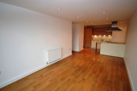 Flat Woolners Way in Stevenage