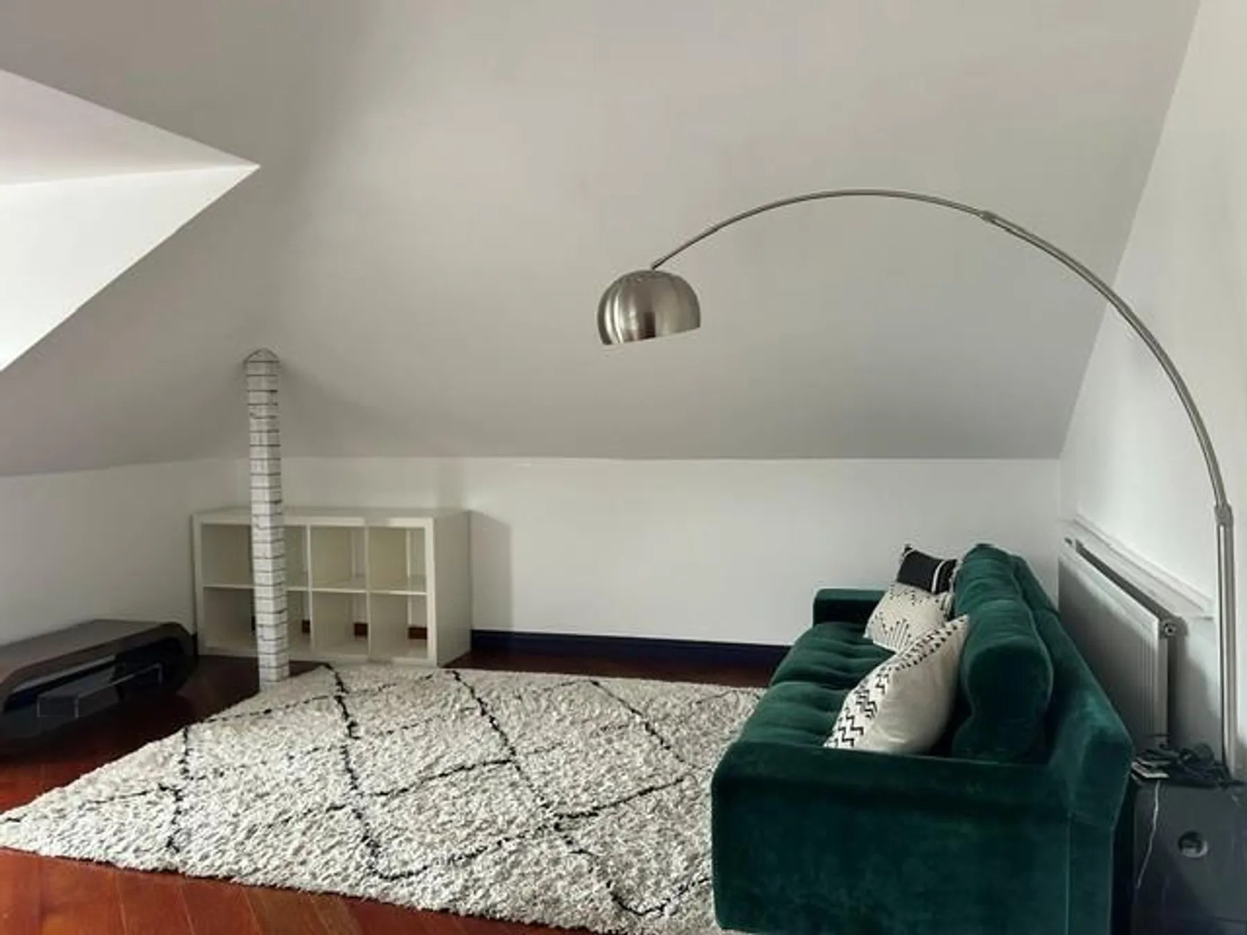 Flat Iona Crescent in Slough