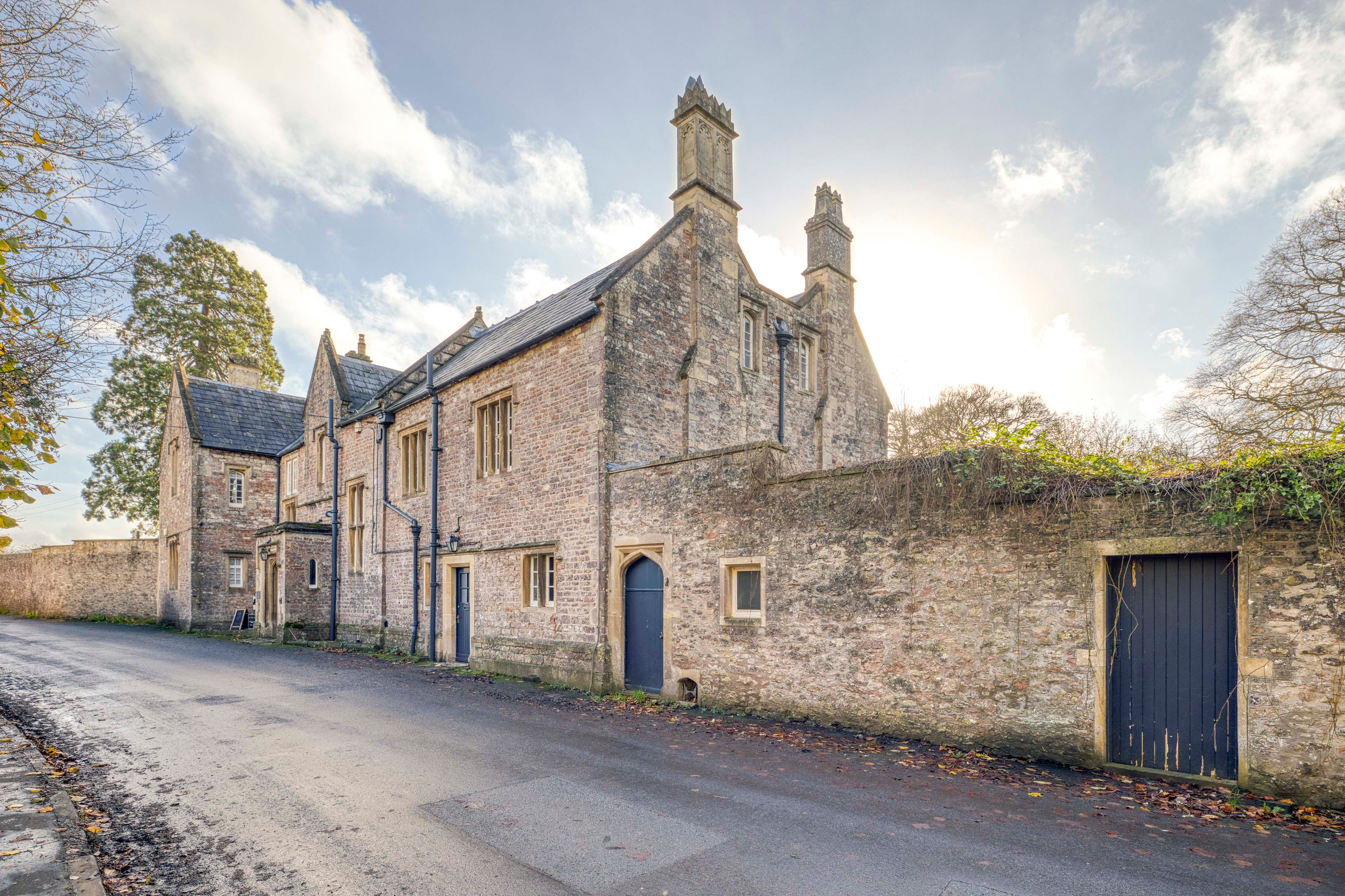 House Riverside in Dinder