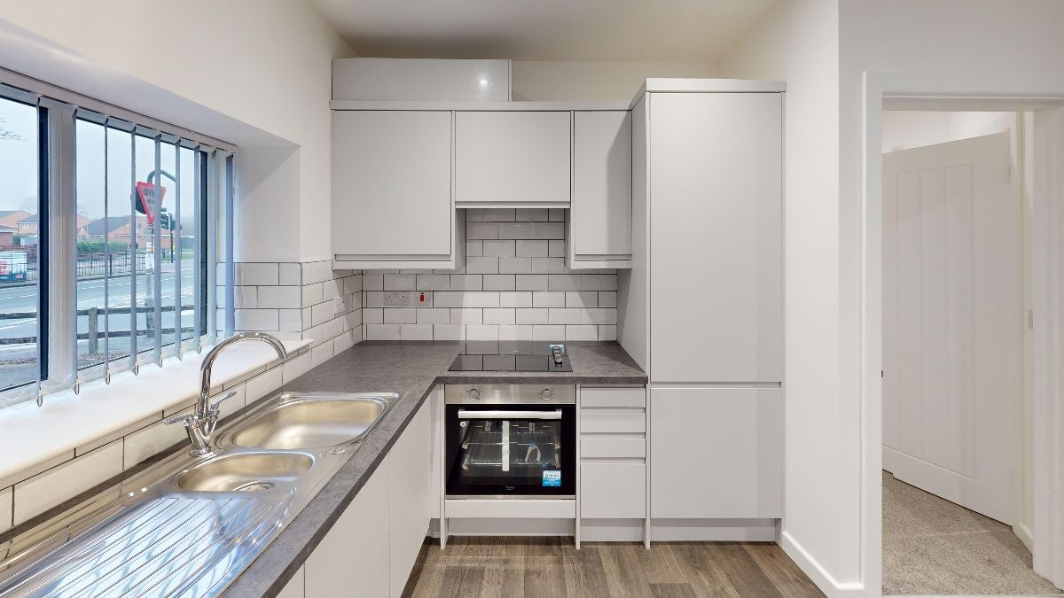 Flat Willerby Road in Hull