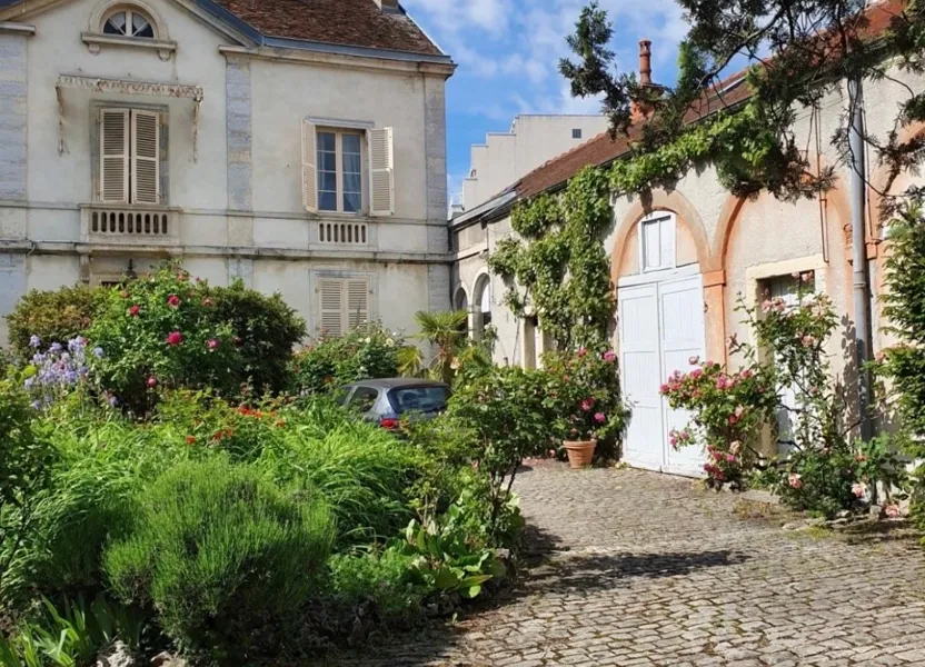 Chambre Rue des Roses à Dijon