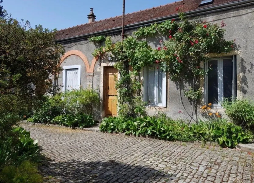 Chambre Rue des Roses à Dijon