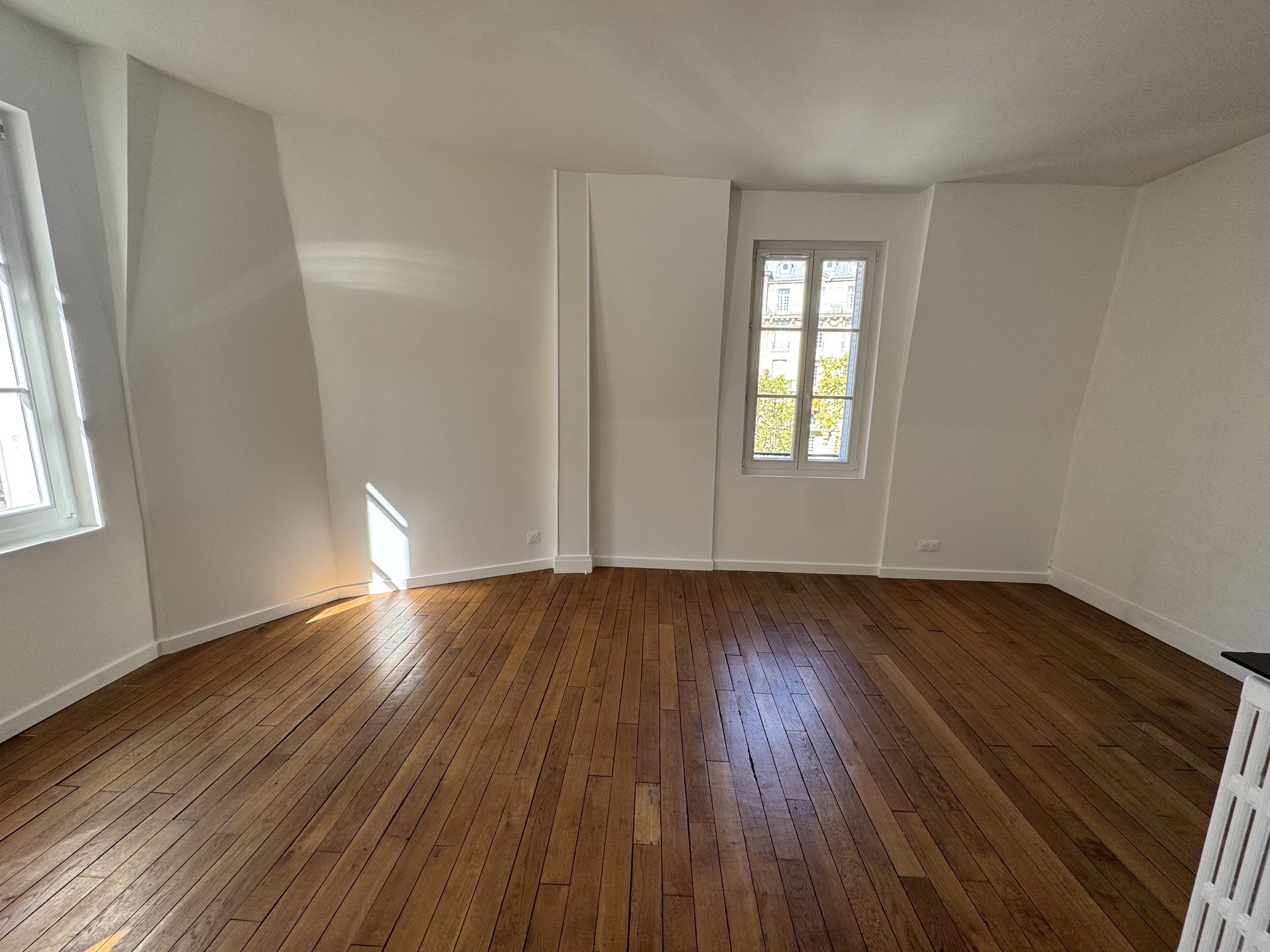 Flat Boulevard de Courcelles in Paris