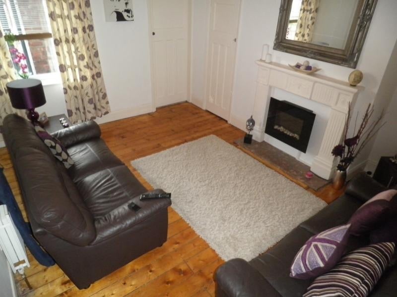 Flat Sackville Road in Newcastle upon Tyne