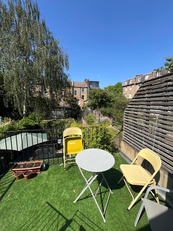 Flat Balfour Road in Greater London