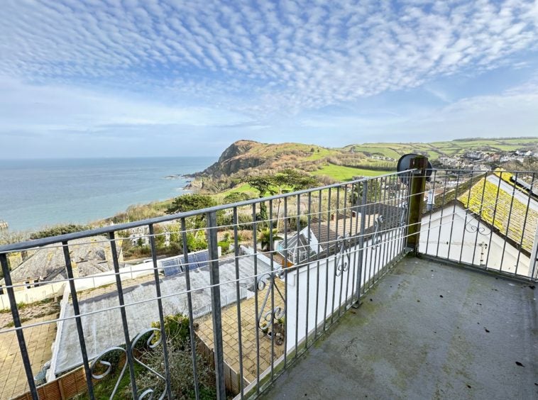 Flat Highfield Road in North Devon