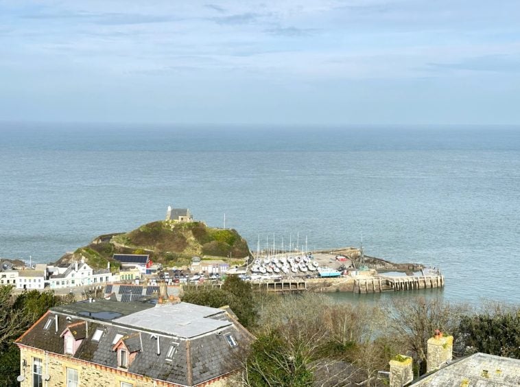 Flat Highfield Road in North Devon