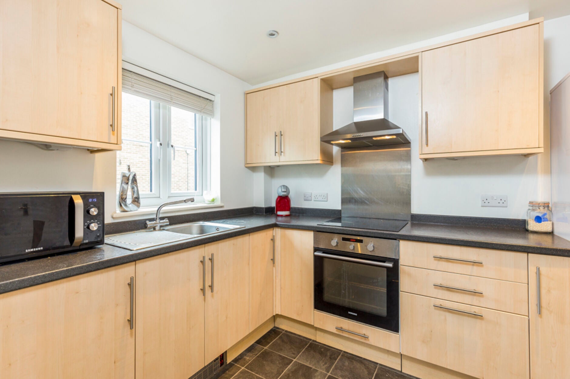 Flat Aiten Place in Greater London