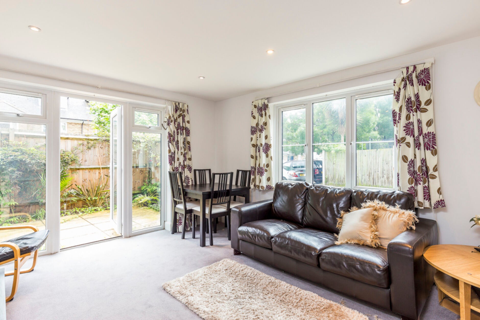 Flat Aiten Place in Greater London
