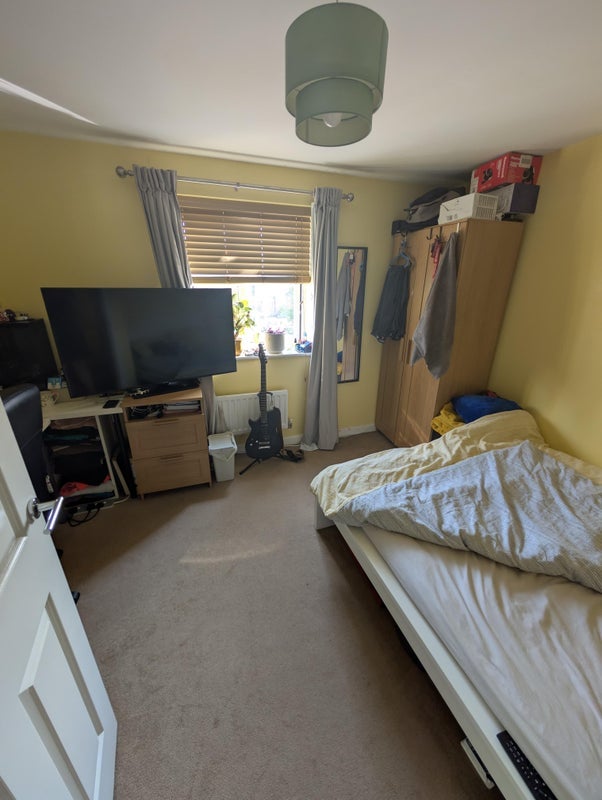 Room St Lucia Crescent in Bristol