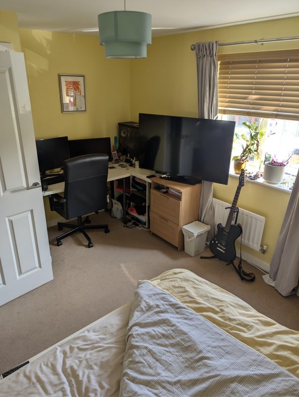 Room St Lucia Crescent in Bristol