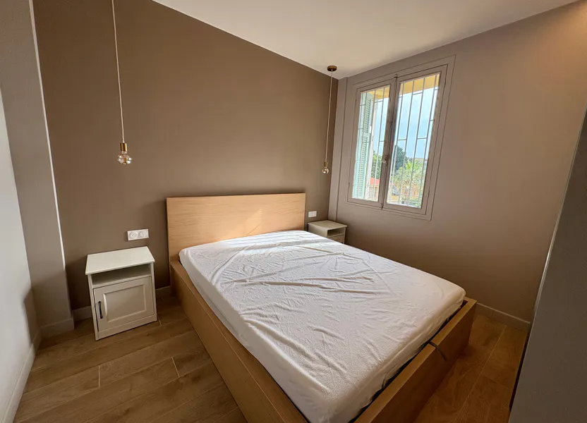 Flat Rue Louis de Coppet in Nice