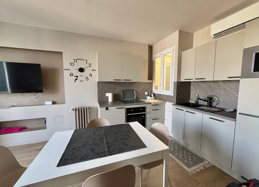 Flat Rue Louis de Coppet in Nice
