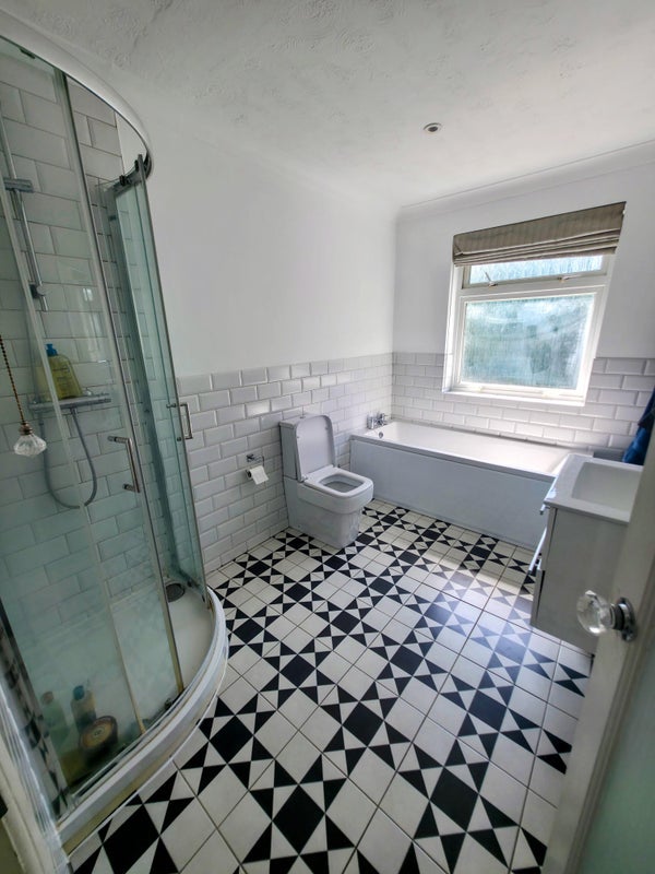 Room St Mark's Road in Maidenhead