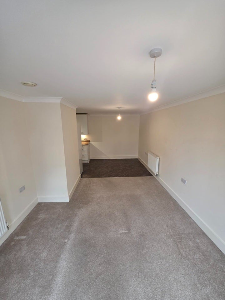 Flat Portswood Road in Southampton