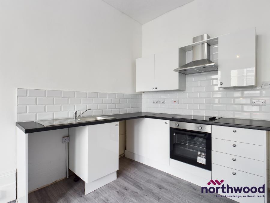 Flat Elphinstone Road in St Leonards