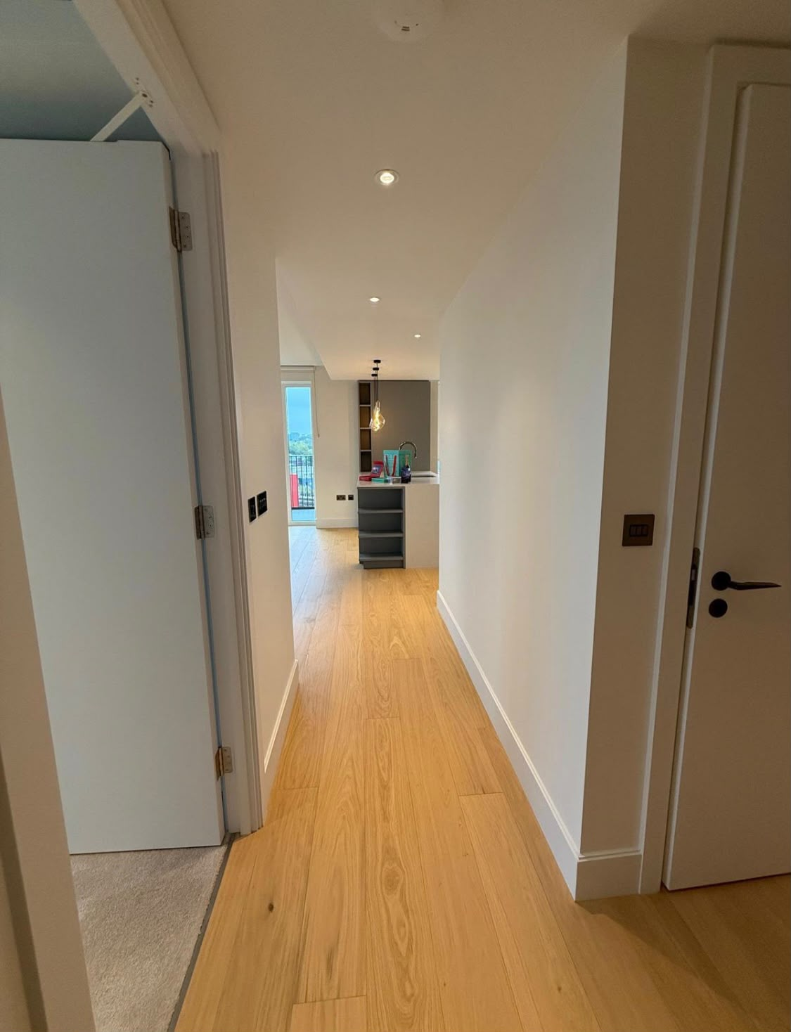 Flat West Cross Route in Greater London
