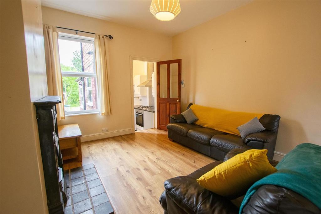 Flat Northfield Road in Birmingham