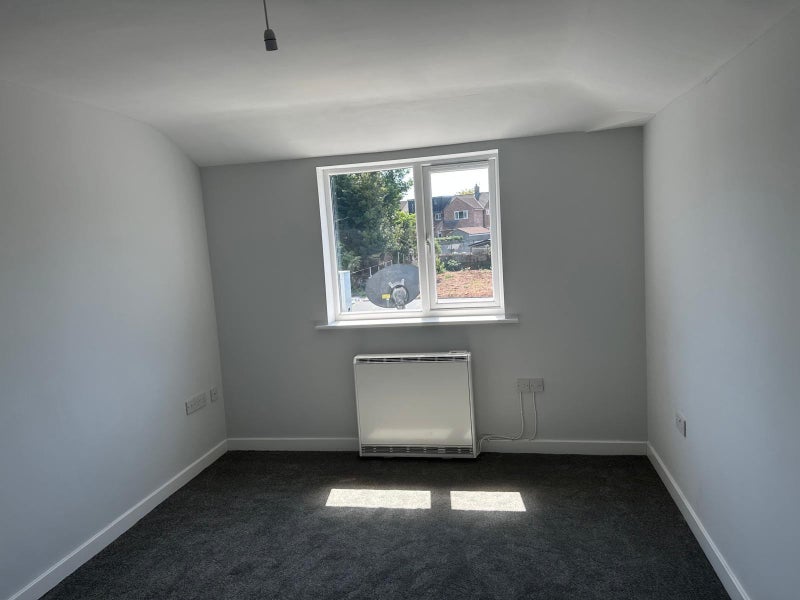 Flat Northcote Road in Bristol