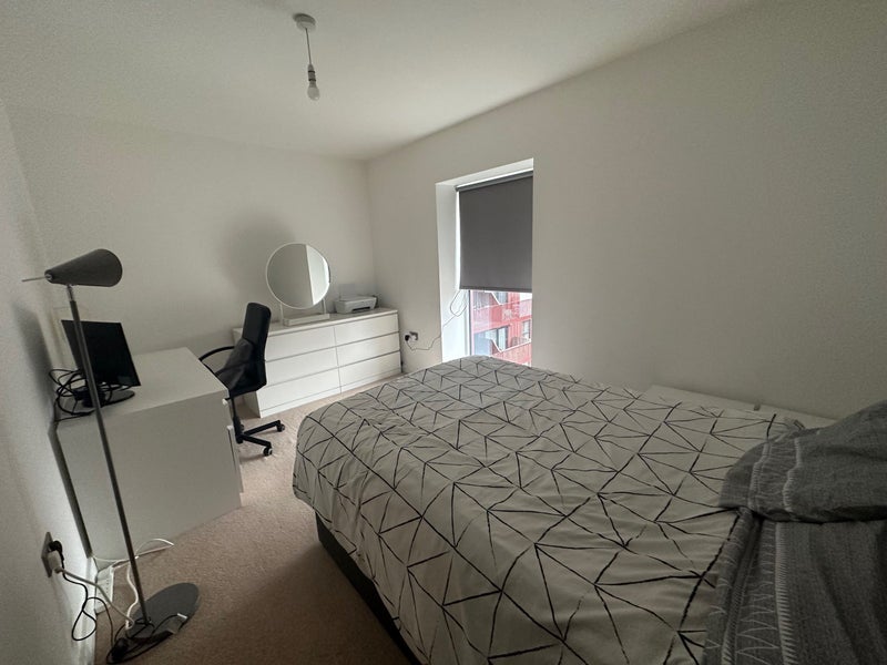 Flat Rolfe Terrace in Greater London