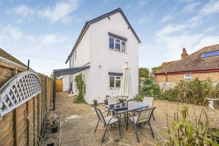 House West Lane in Havant