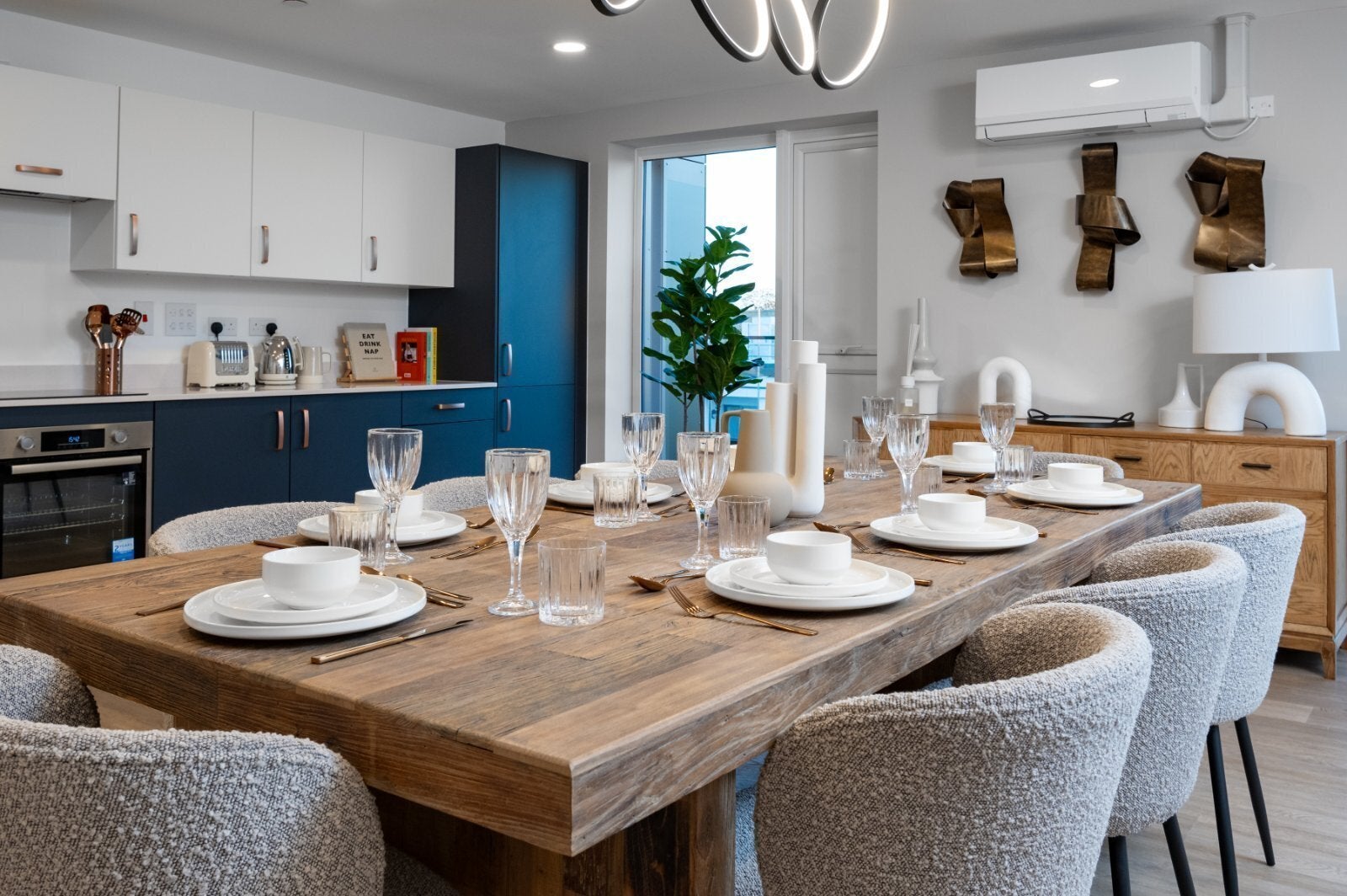 Flat Millers Close in Elmbridge