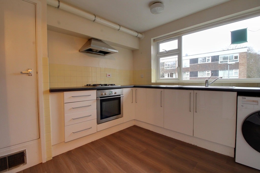 Flat Berrow Drive in Birmingham