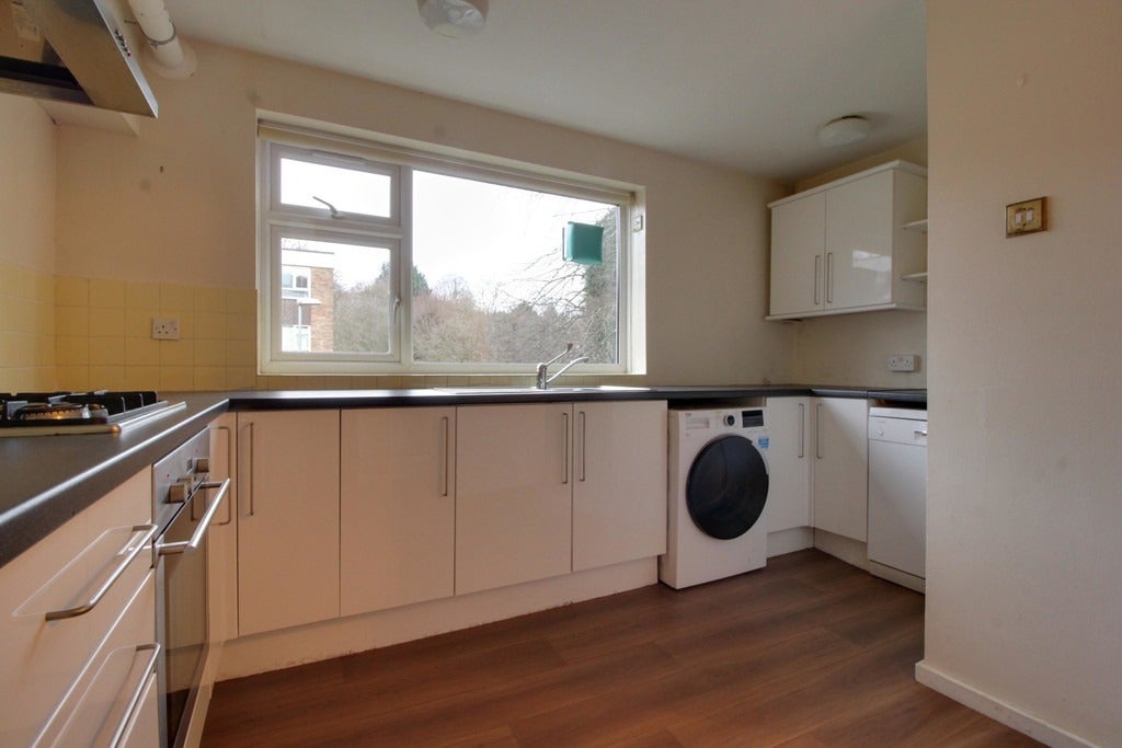 Flat Berrow Drive in Birmingham