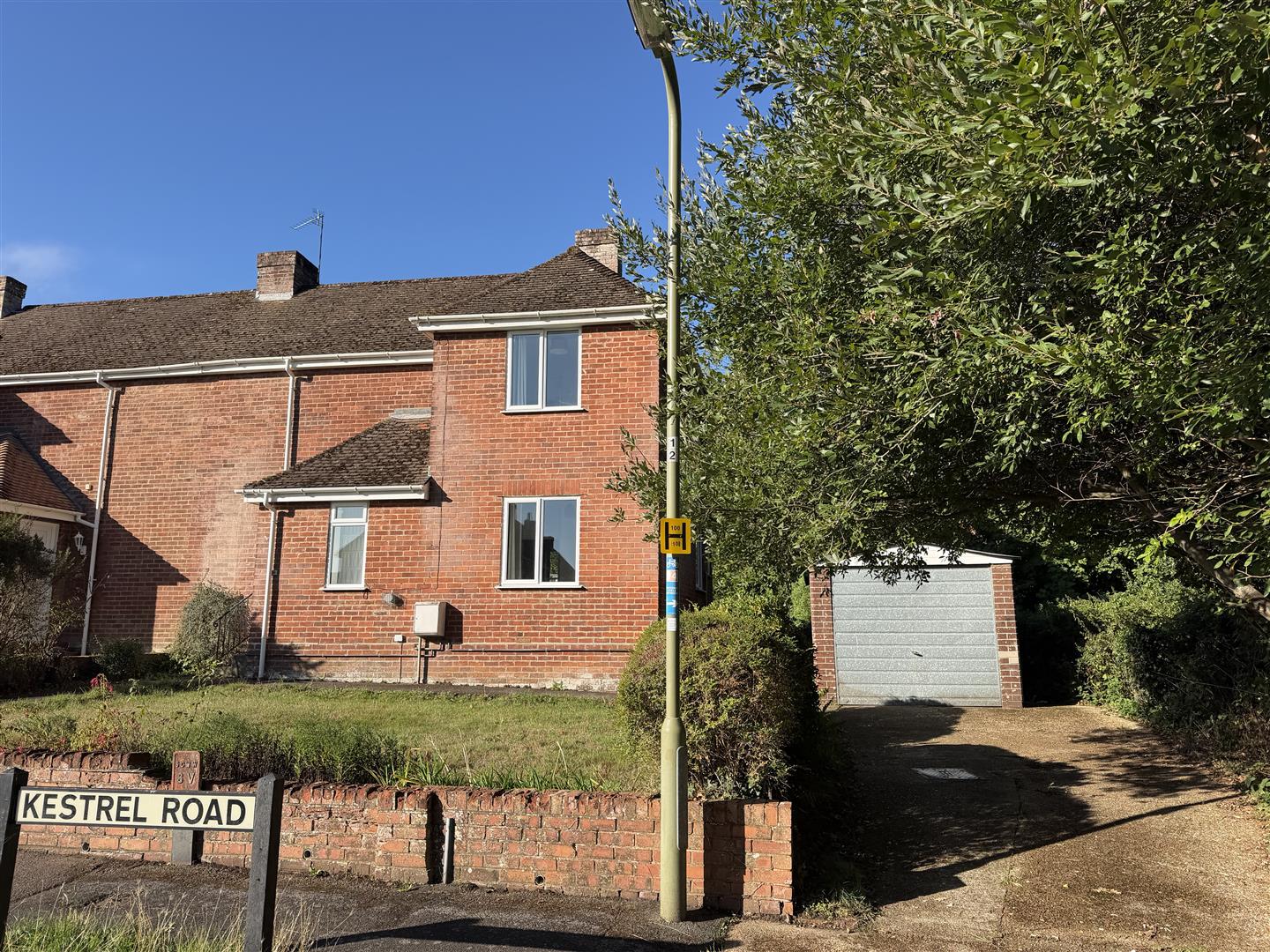 House Kestrel Road in Eastleigh