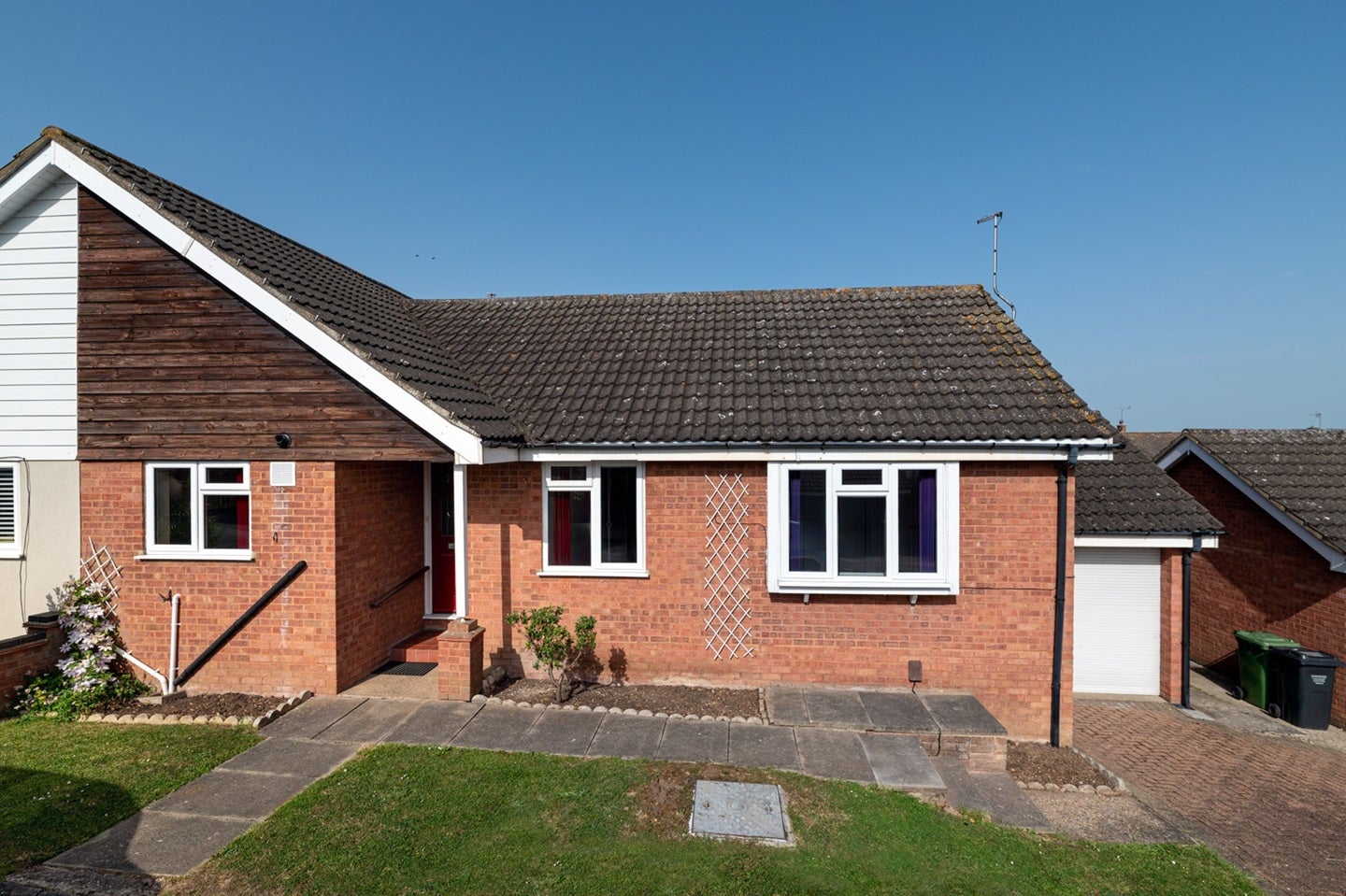 House Lenham Way in Basildon