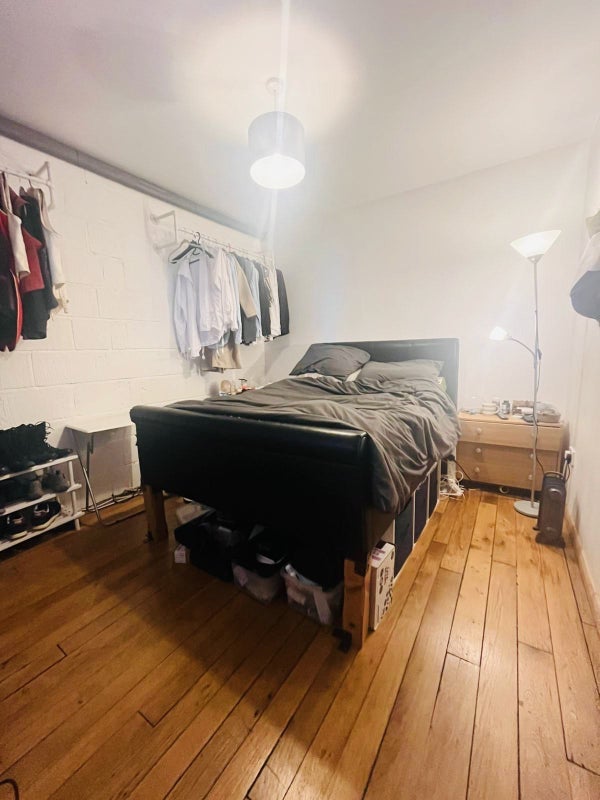 Room Fountayne Road in Greater London