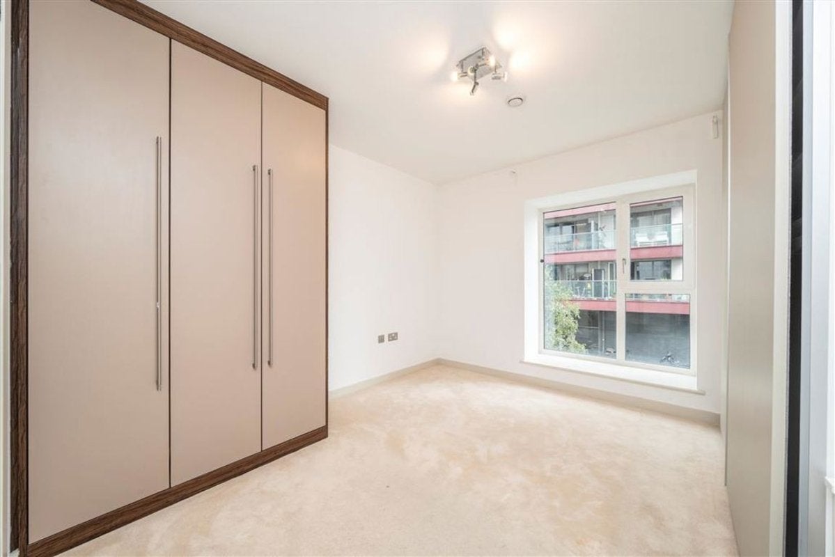 Flat Bethnal Green Road in Greater London