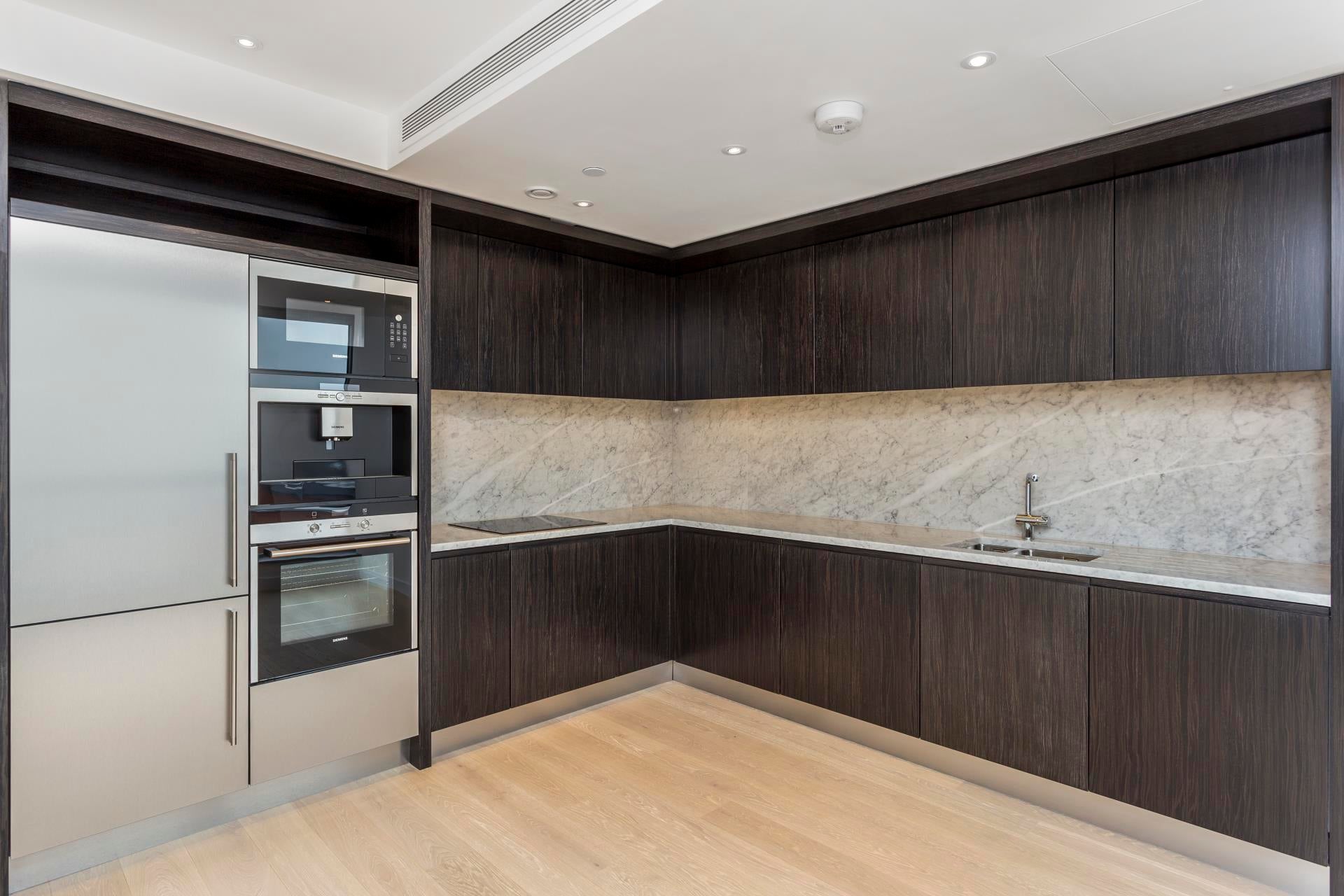 Flat Dominion Walk in Greater London