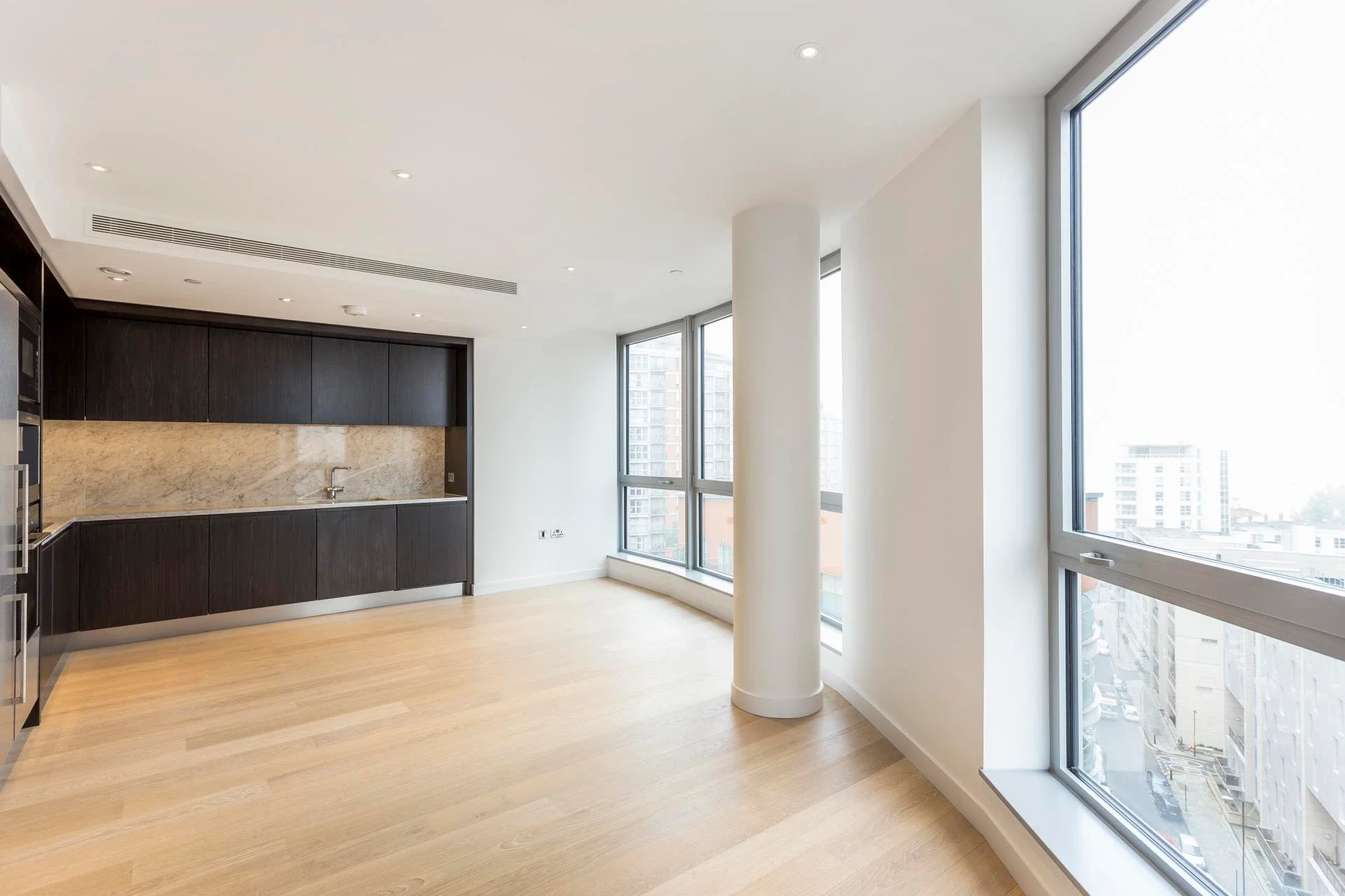 Flat Dominion Walk in Greater London