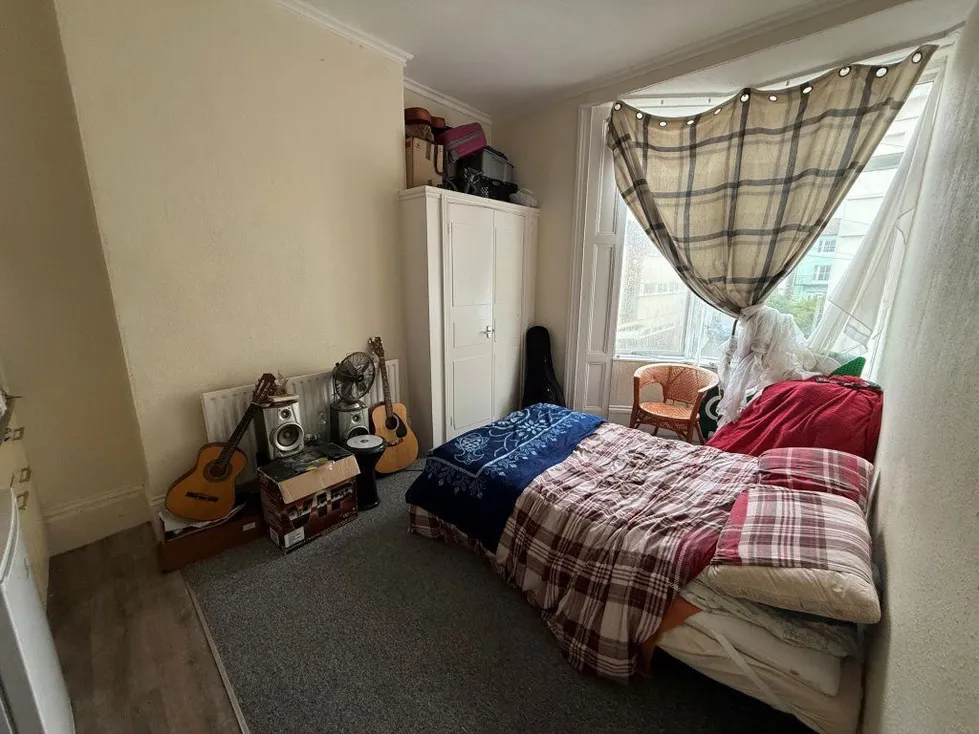 Room College Place in Brighton