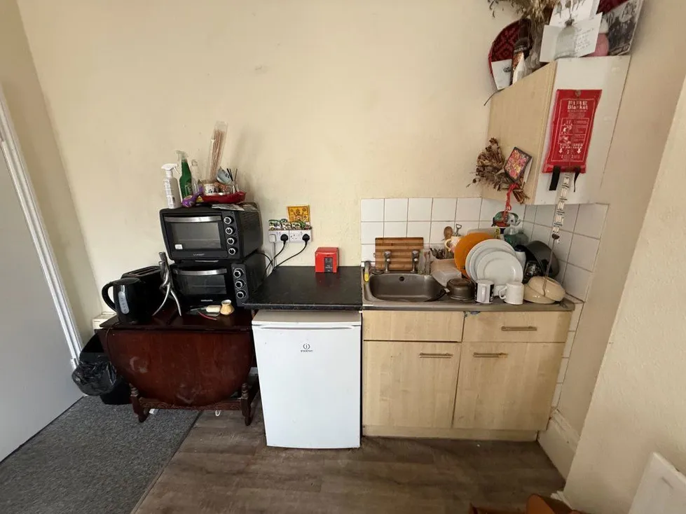 Room College Place in Brighton